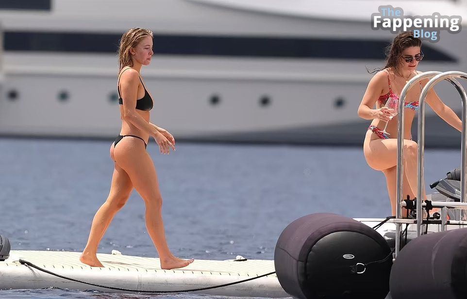 Sydney Sweeney Shows Off Her Stunning Bikini Body (18 Photos)