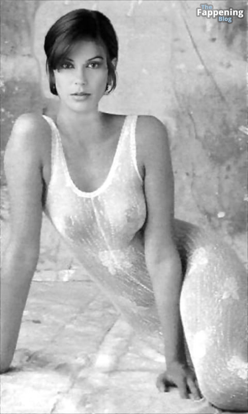 Teri Hatcher Nude &amp; Sexy Collection (100 Photos)
