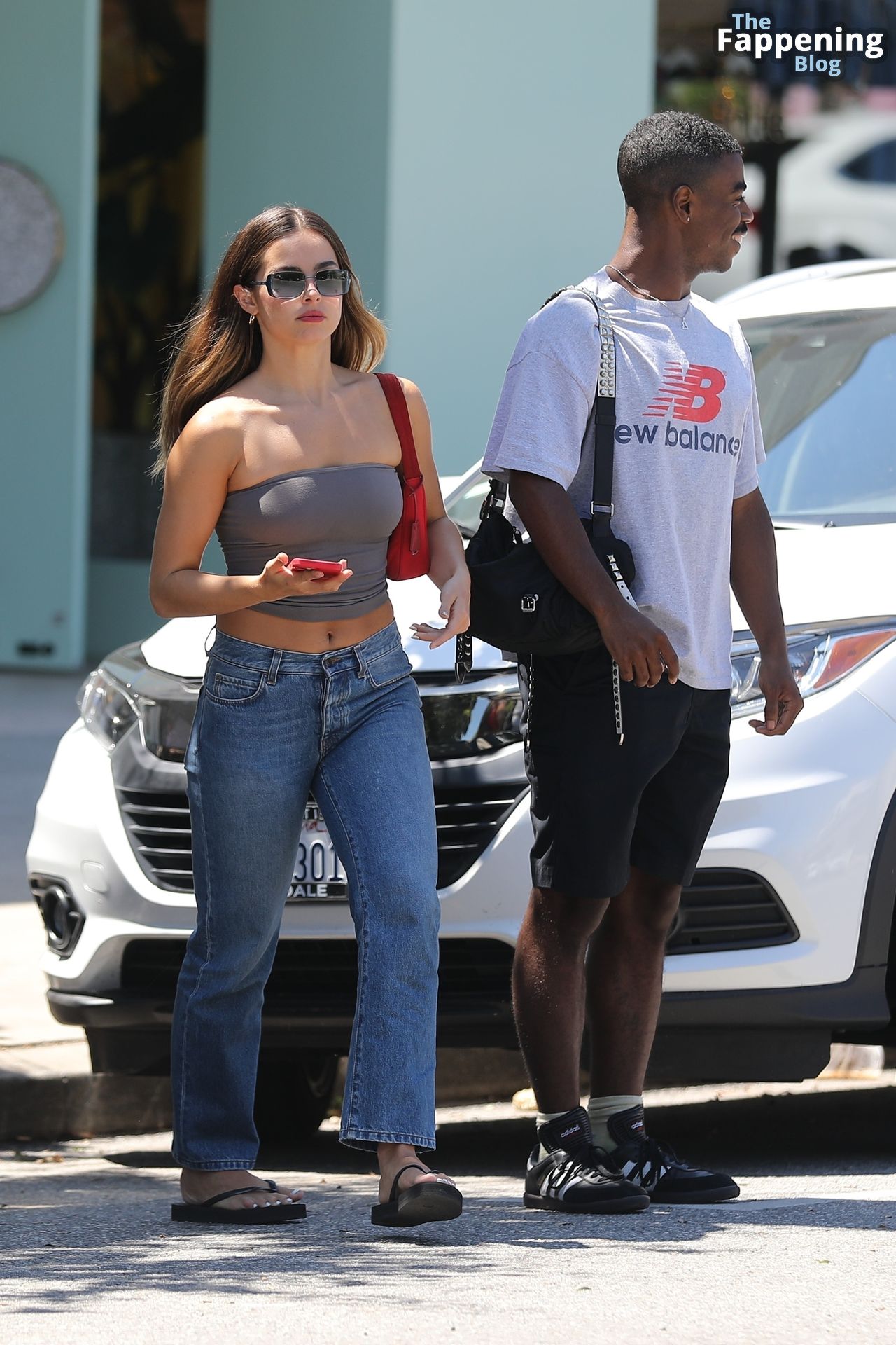 Braless Addison Rae Grabs Breakfast with a Friend in LA (42 Photos)