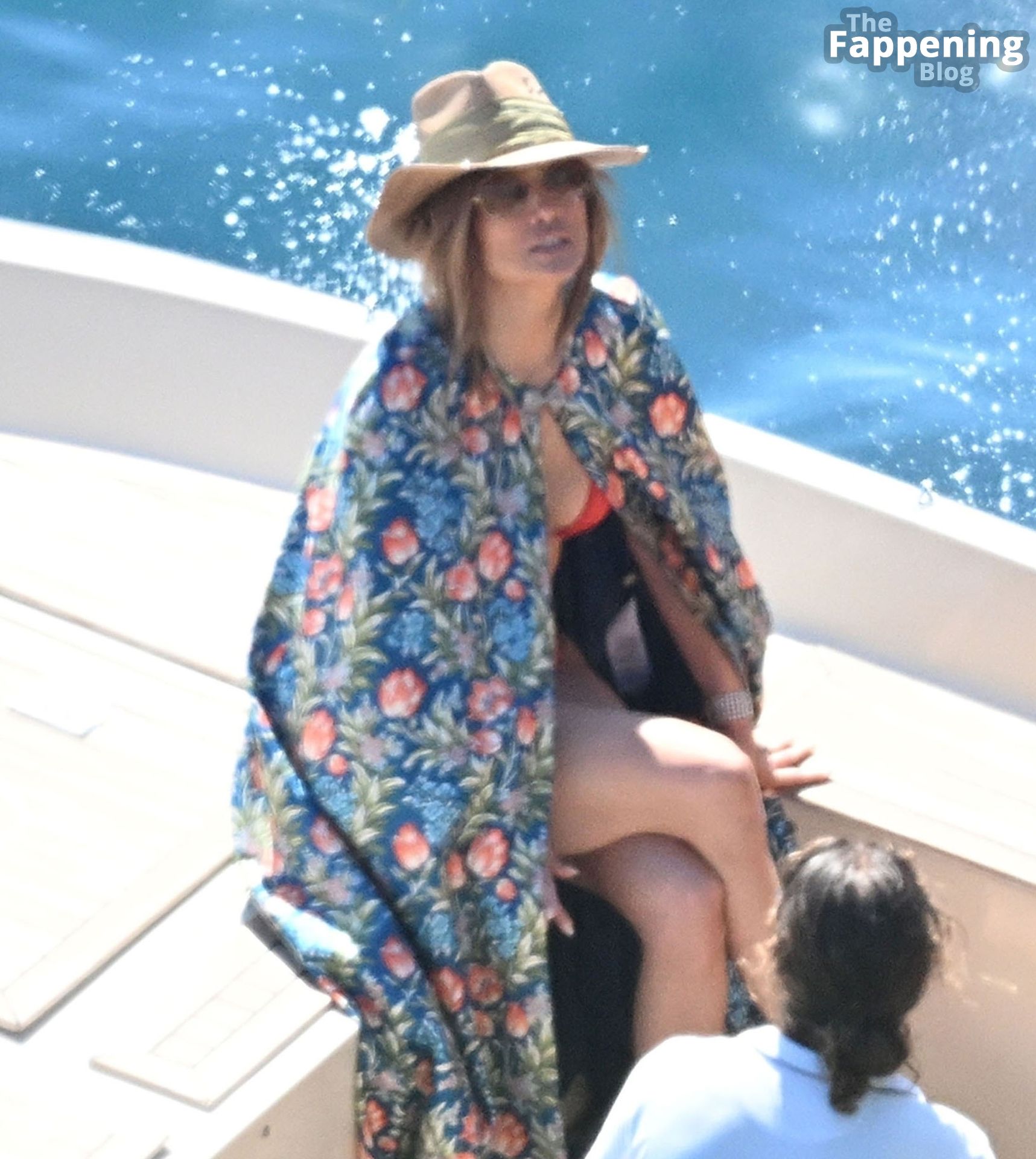 Jennifer Lopez Stuns in Her Red Bikini on Holiday in Positano (34 Photos)