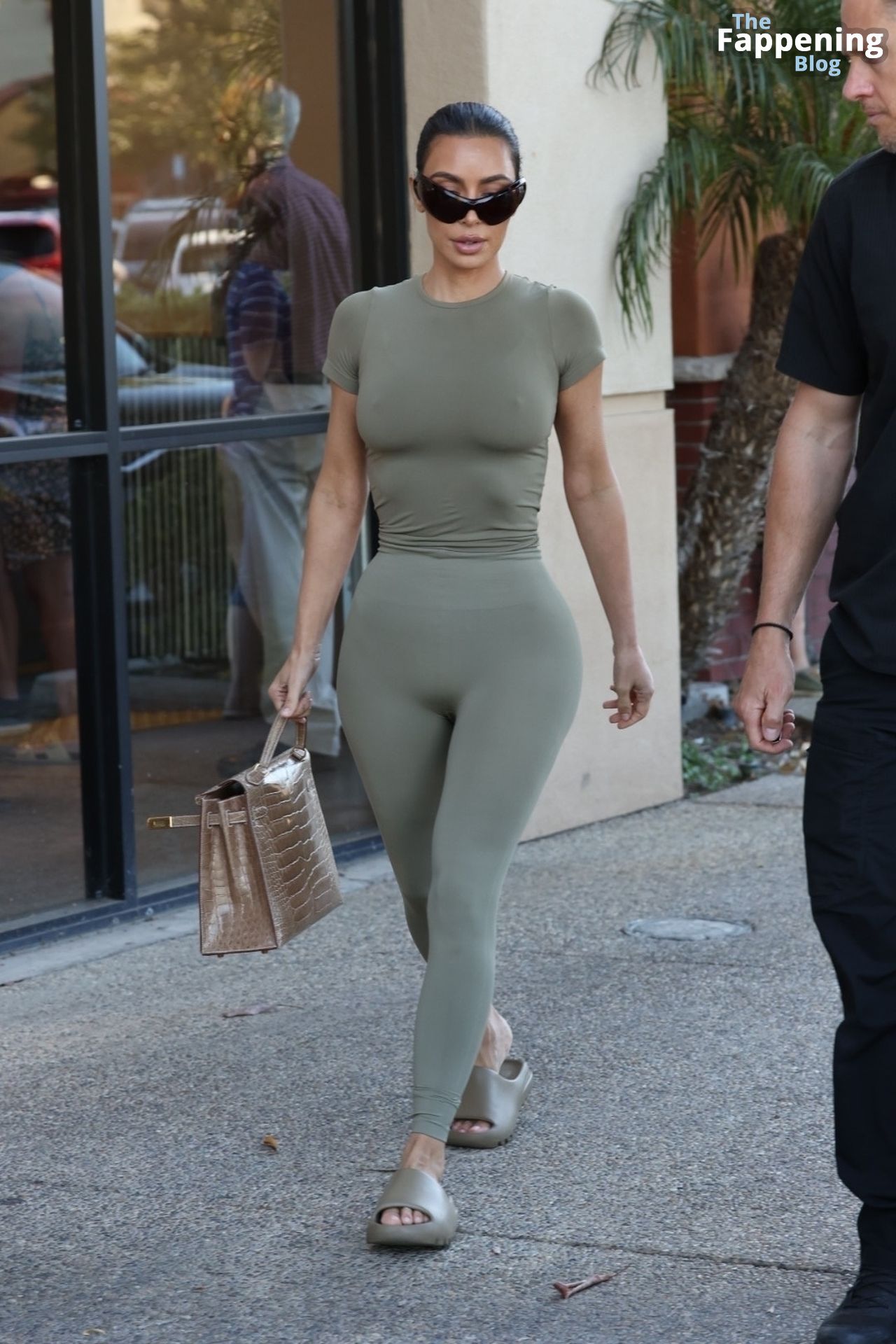 Kim-Kardashian-Sexy-The-Fappening-Blog-60.jpg
