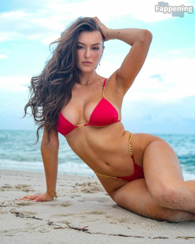 Rachel Pizzolato Shows Off Her Sexy Bikini Body 4 Photos Thefappening
