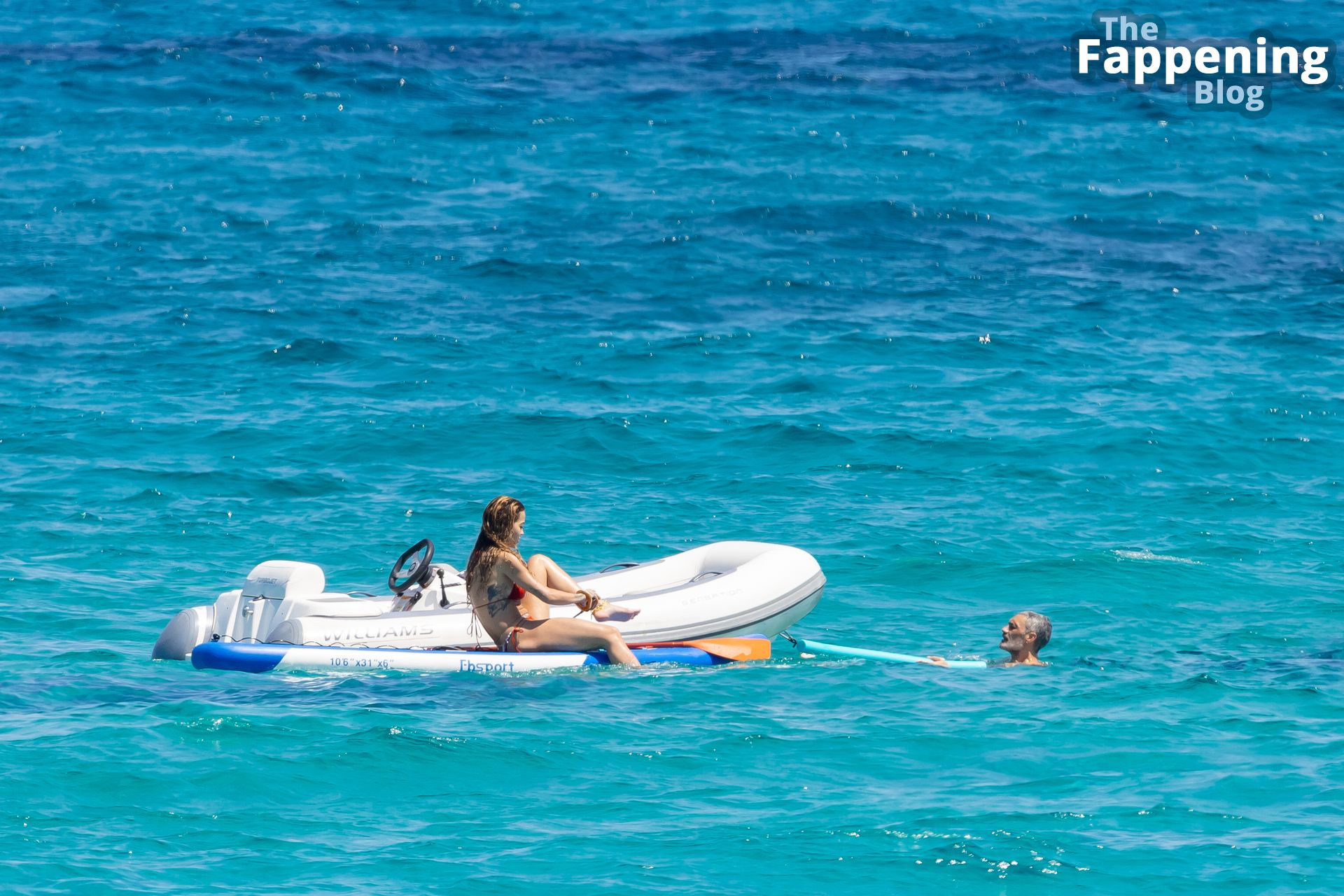 Rita Ora &amp; Taika Waititi Have Fun in The Sun in Formentera (94 Photos)