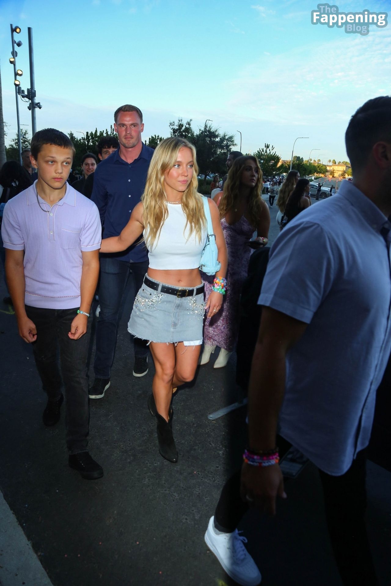 Sydney Sweeney Arrives at Taylor Swift’s Last Performance in LA (42 Photos)