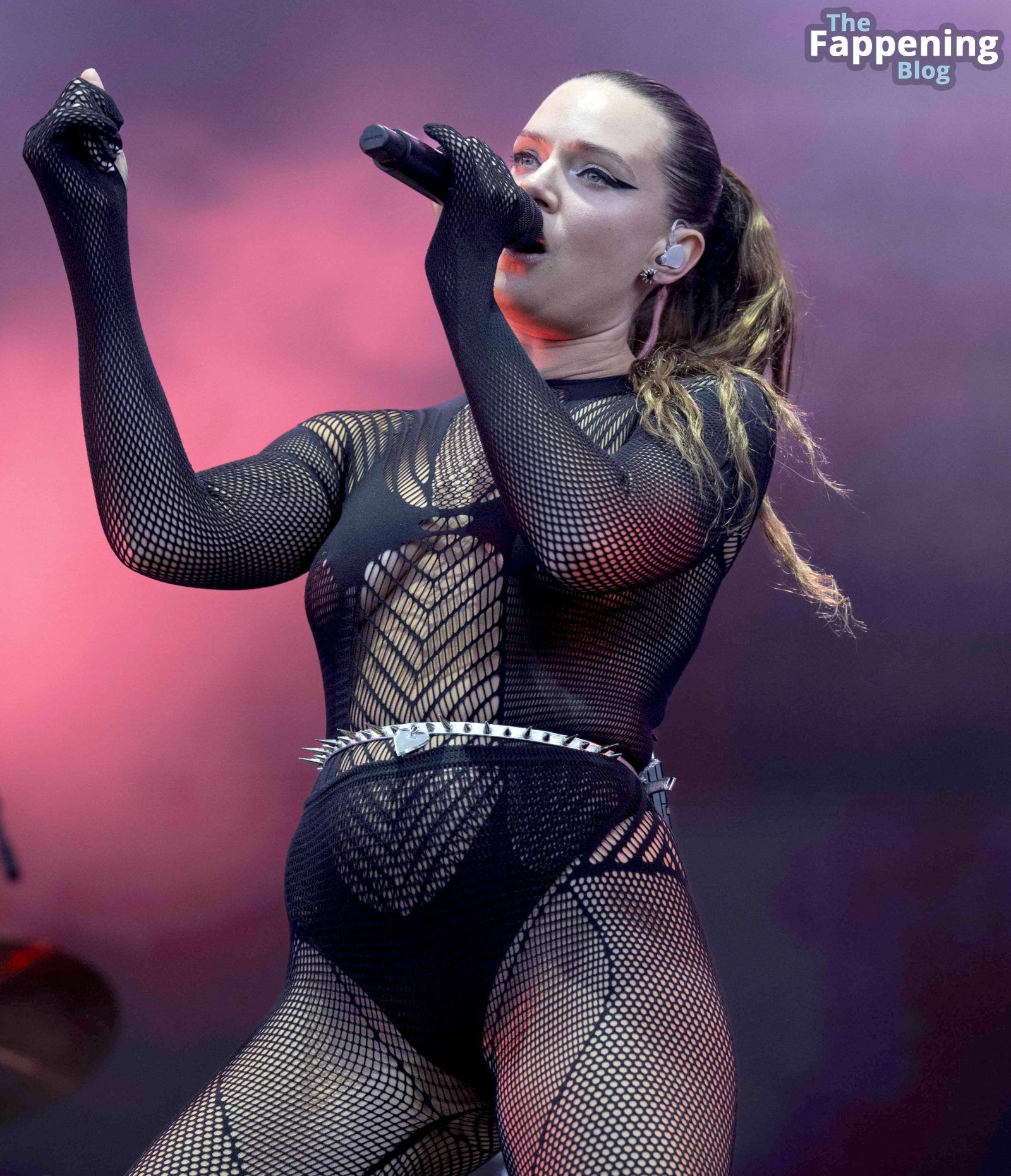 Tove-Lo-Way-Out-West-Festival-Sexy-Fishnet-Boobs-Nipples-4-thefappeningblog.com_.jpg