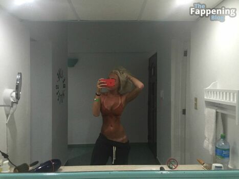 Alexandra Cooper / alexandracooper Nude Leaks Photo 18
