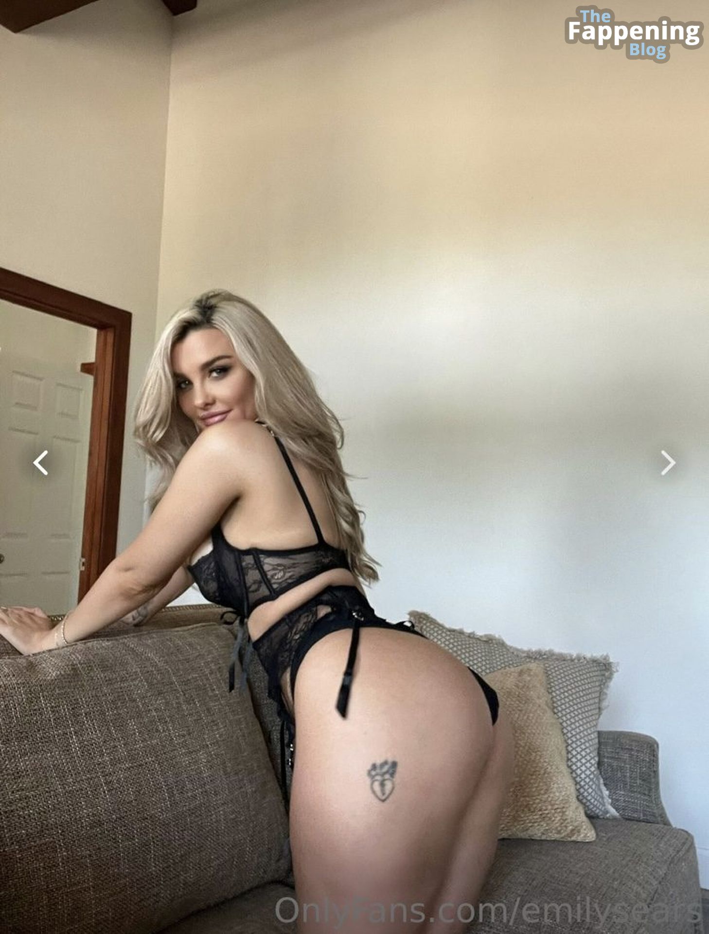 Emily Sears Sexy Topless Onlyfans 16 Photos Thefappening