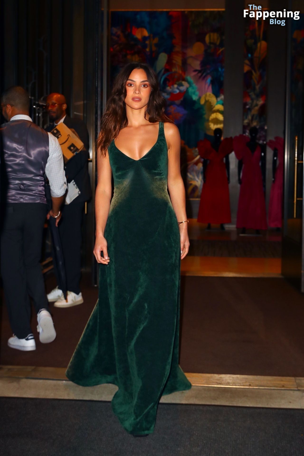 Adria Arjona Flaunts Her Cleavage in a Green Dress (14 Photos)