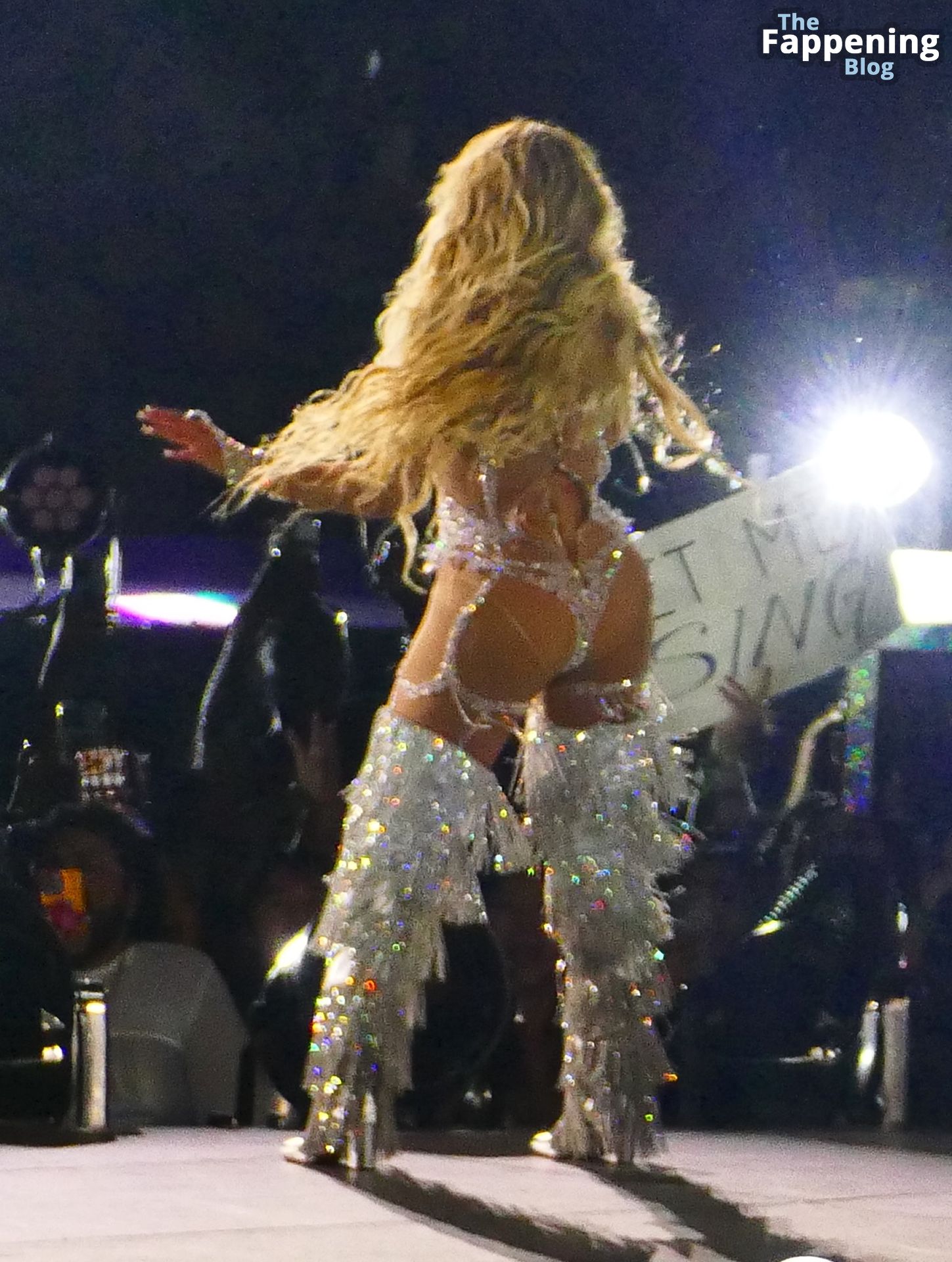 Beyoncé-Sexy-35-The-Fappening-Blog.jpg