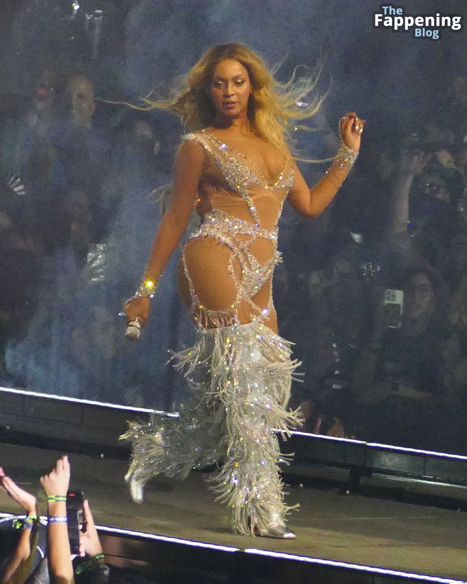 Beyoncé-Sexy-46-The-Fappening-Blog.jpg