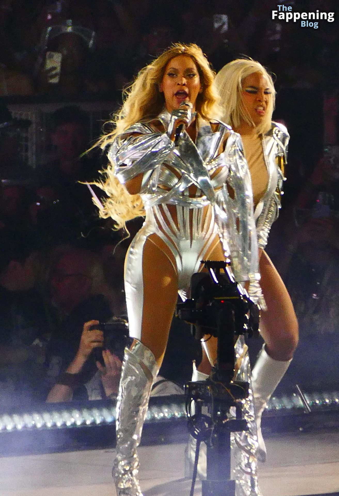 Beyoncé-Sexy-5-The-Fappening-Blog.jpg