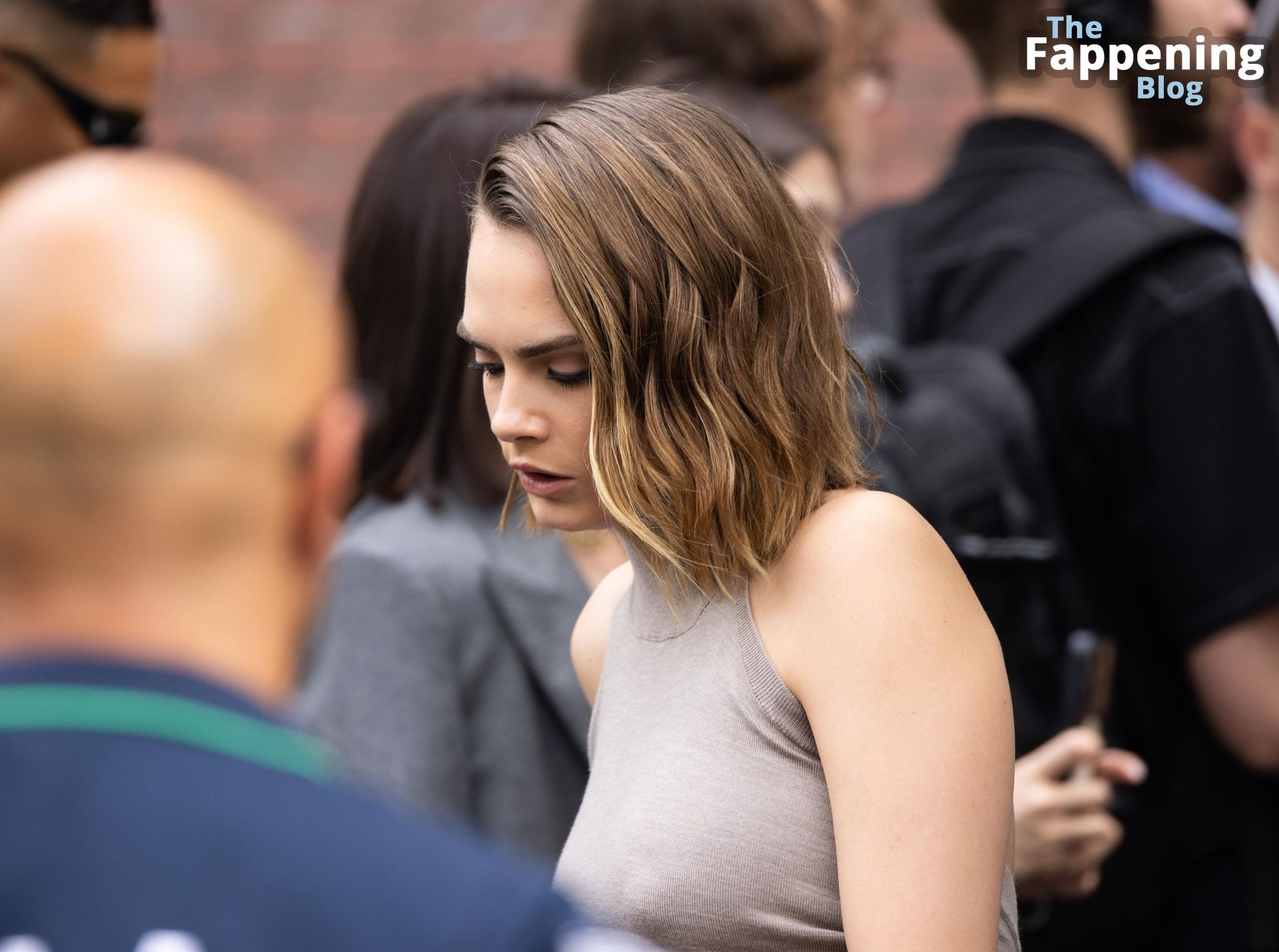 Cara-Delevingne-Sexy-38-The-Fappening-Blog.jpg