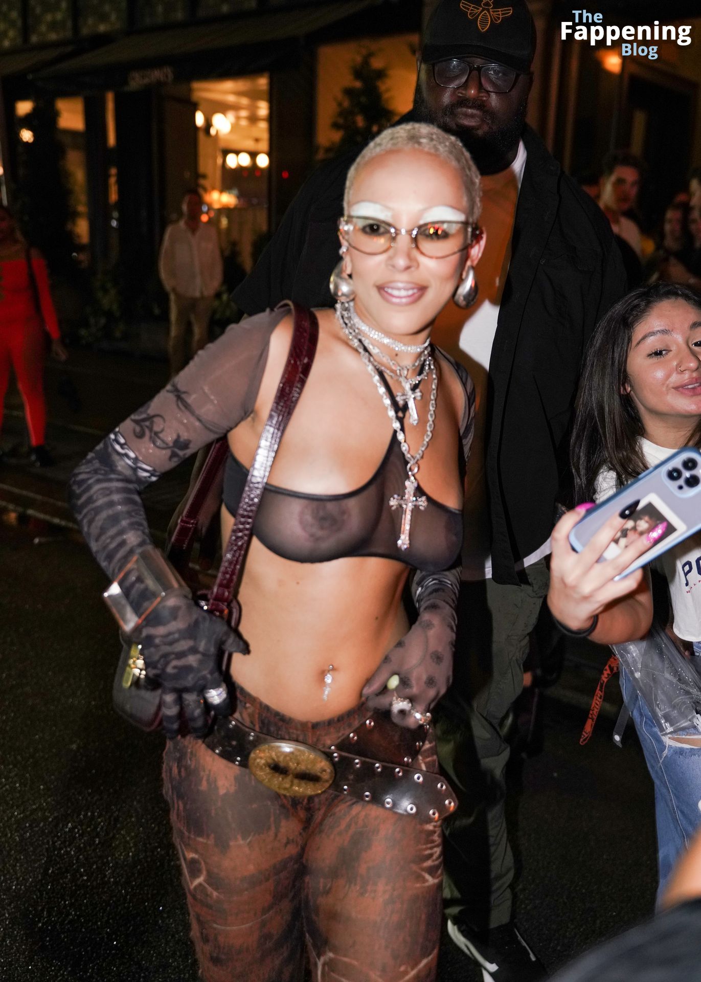 Doja Cat Shows Off Her Nude Tits  Leaving The Ned in NY (11 Photos)