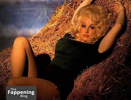 Dolly Parton / dollyparton Nude Leaks Photo 101
