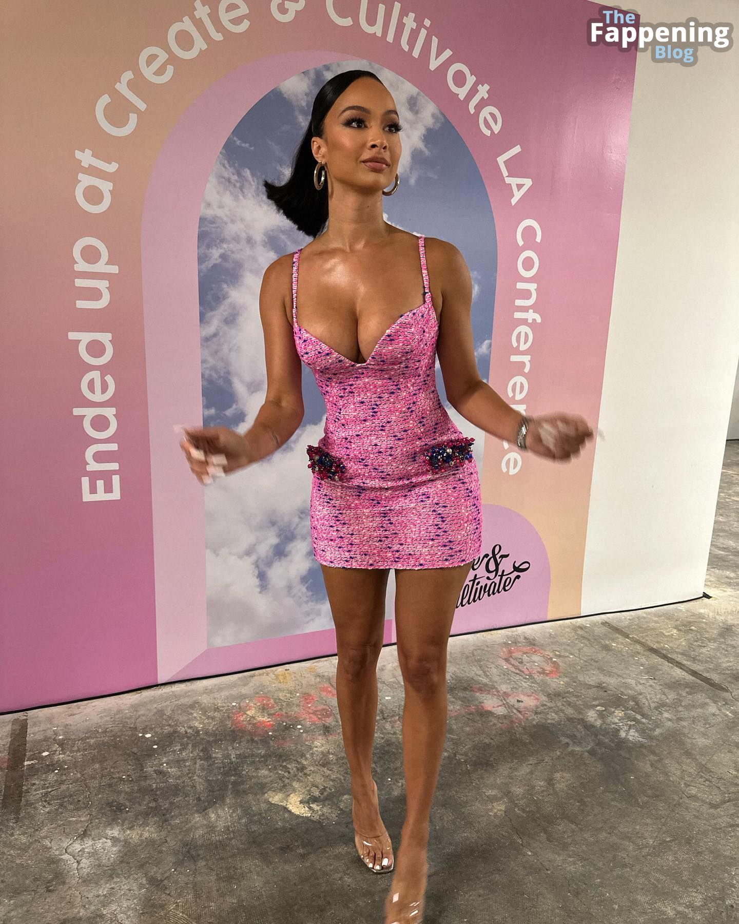 Draya Michele Shows Off Her Sexy Boobs &amp; Booty (33 Photos)
