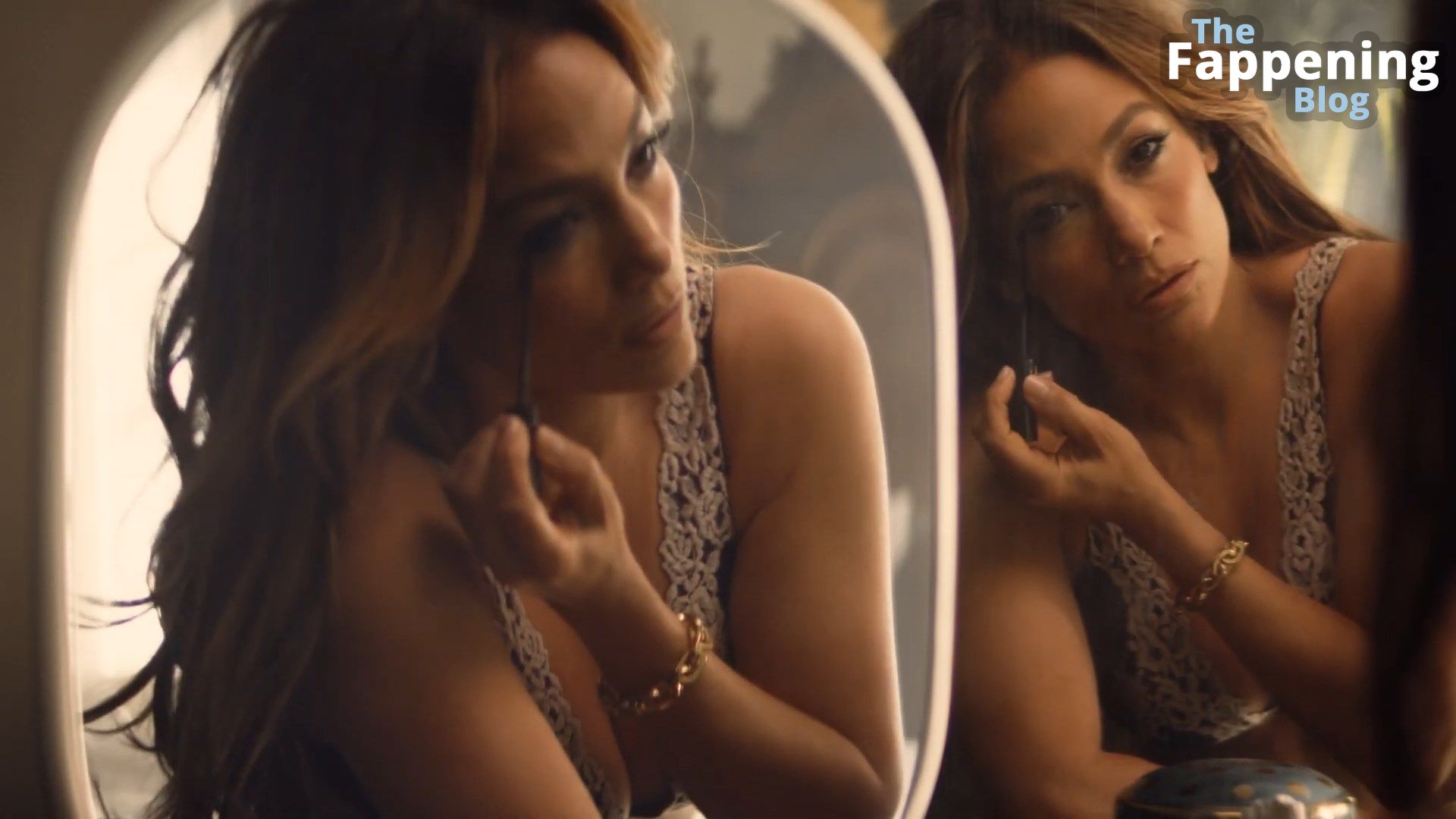 Jennifer-Lopez-Sexy-4-The-Fappening-Blog.jpg
