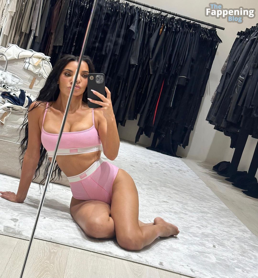 Kim Kardashian Hot (5 New Photos)