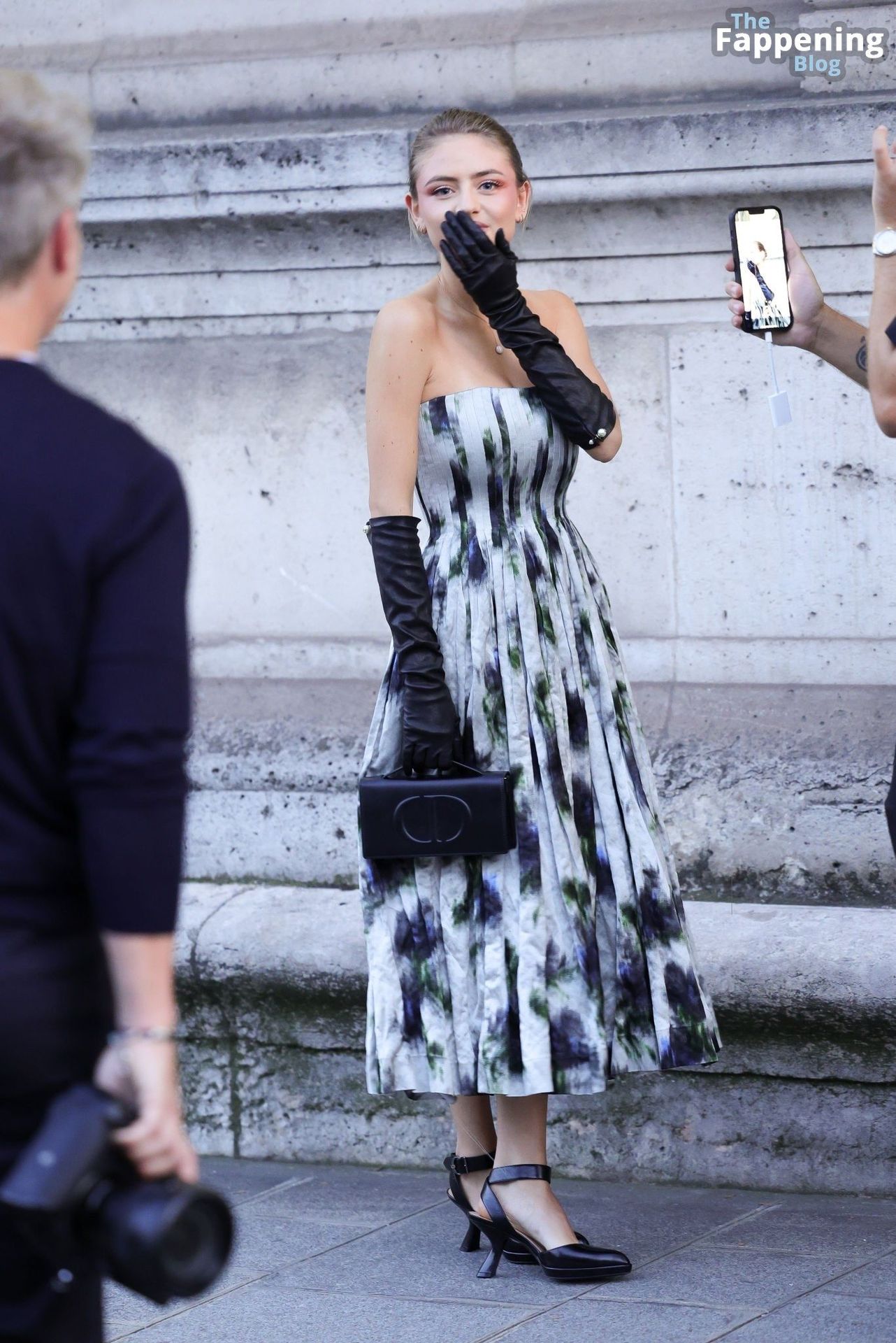 Leni Klum Looks Stunning in Paris (29 Photos)