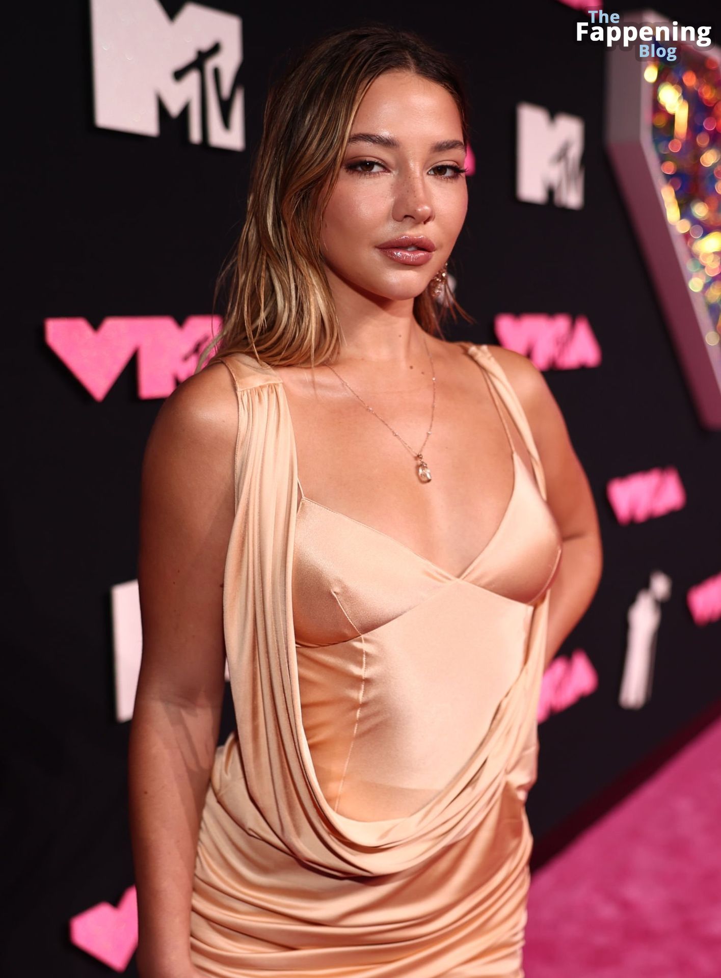 Madelyn Cline Looks Hot at the 2023 MTV Video Music Awards (78 Photos)