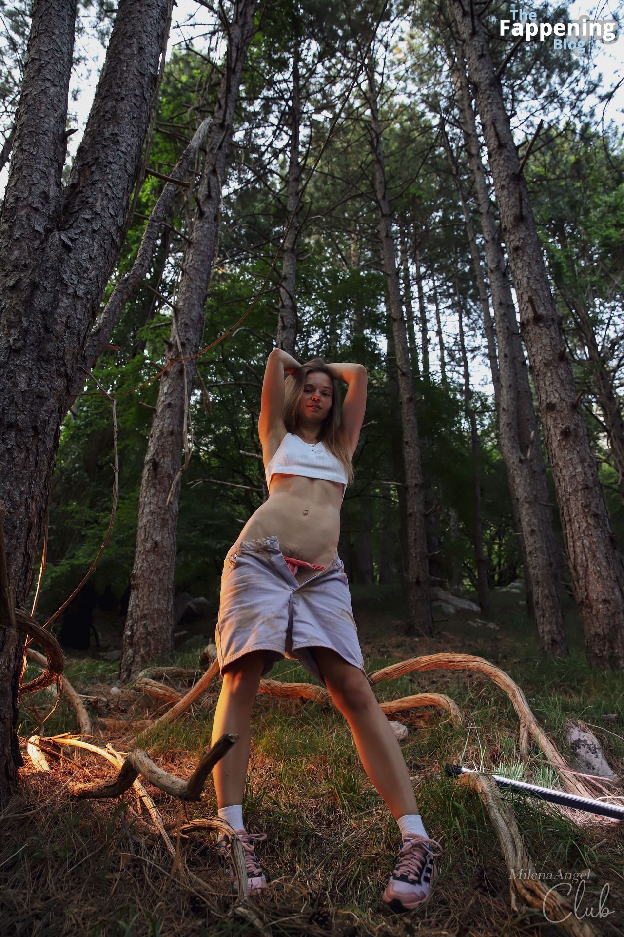Milena Angel Nude &amp; Sexy – Experimental Lights (69 Photos)