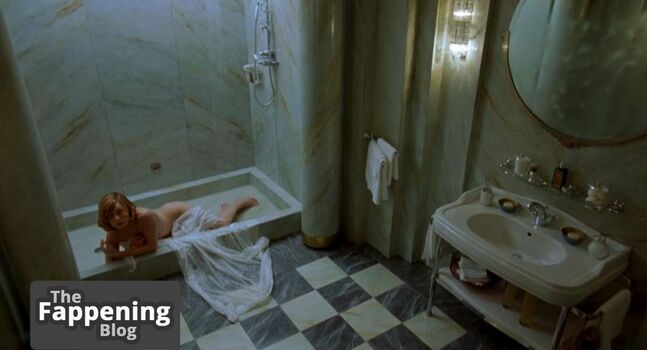Milla Jovovich / millajovovich Nude Leaks OnlyFans Photo 209