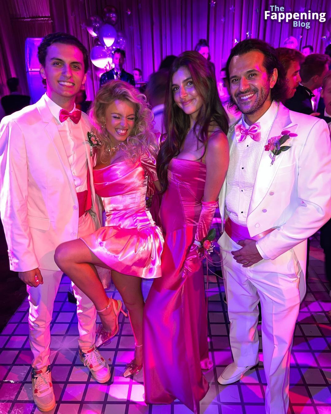 Sydney-Sweeney-Pink-Prom-Dress-Cleavage-25-thefappeningblog.com_.jpg