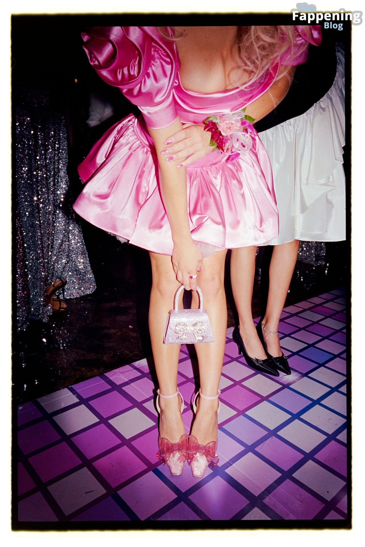 Sydney-Sweeney-Pink-Prom-Dress-Cleavage-30-thefappeningblog.com_.jpg