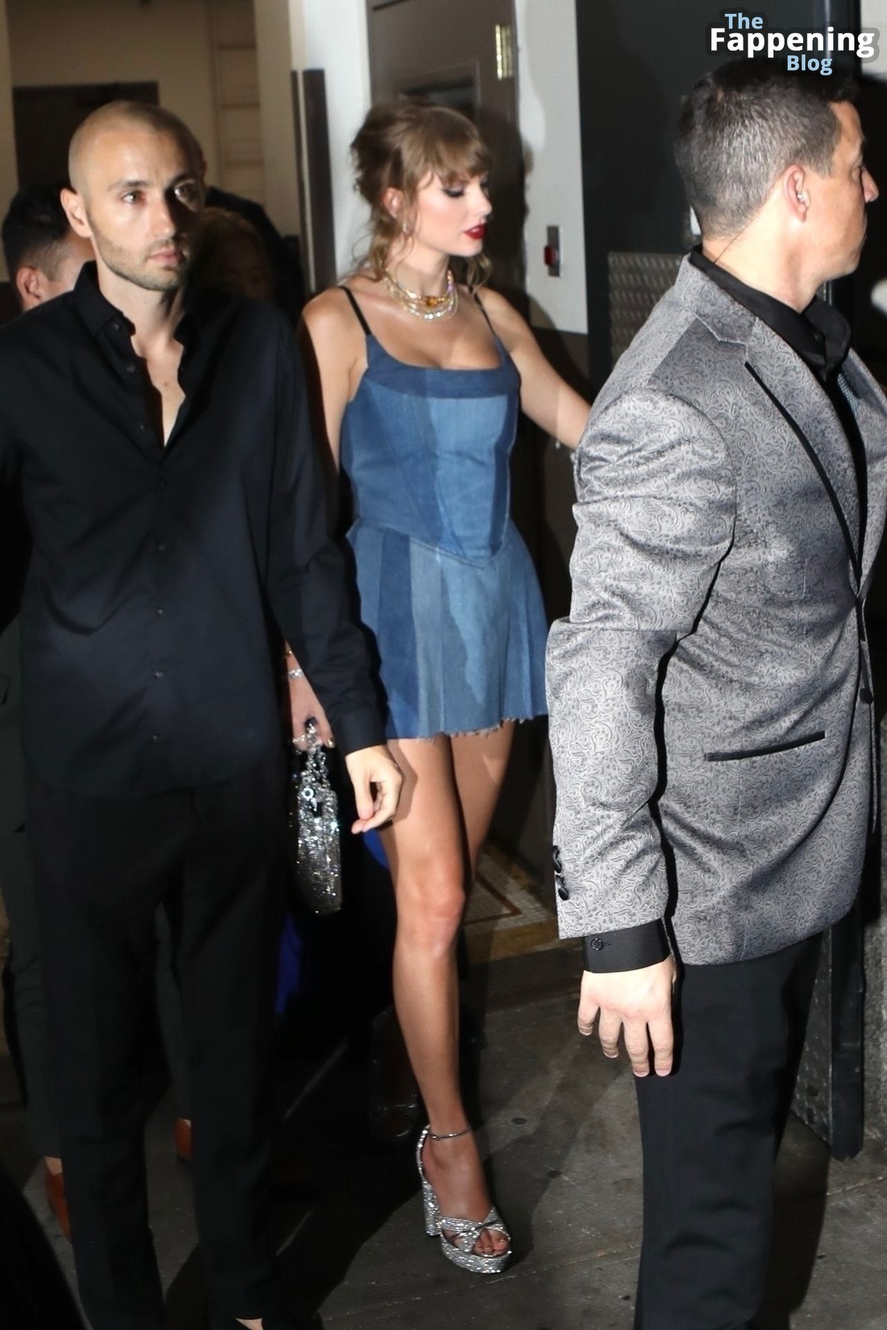 Taylor-Swift-Sexy-24-The-Fappening-Blog.jpg