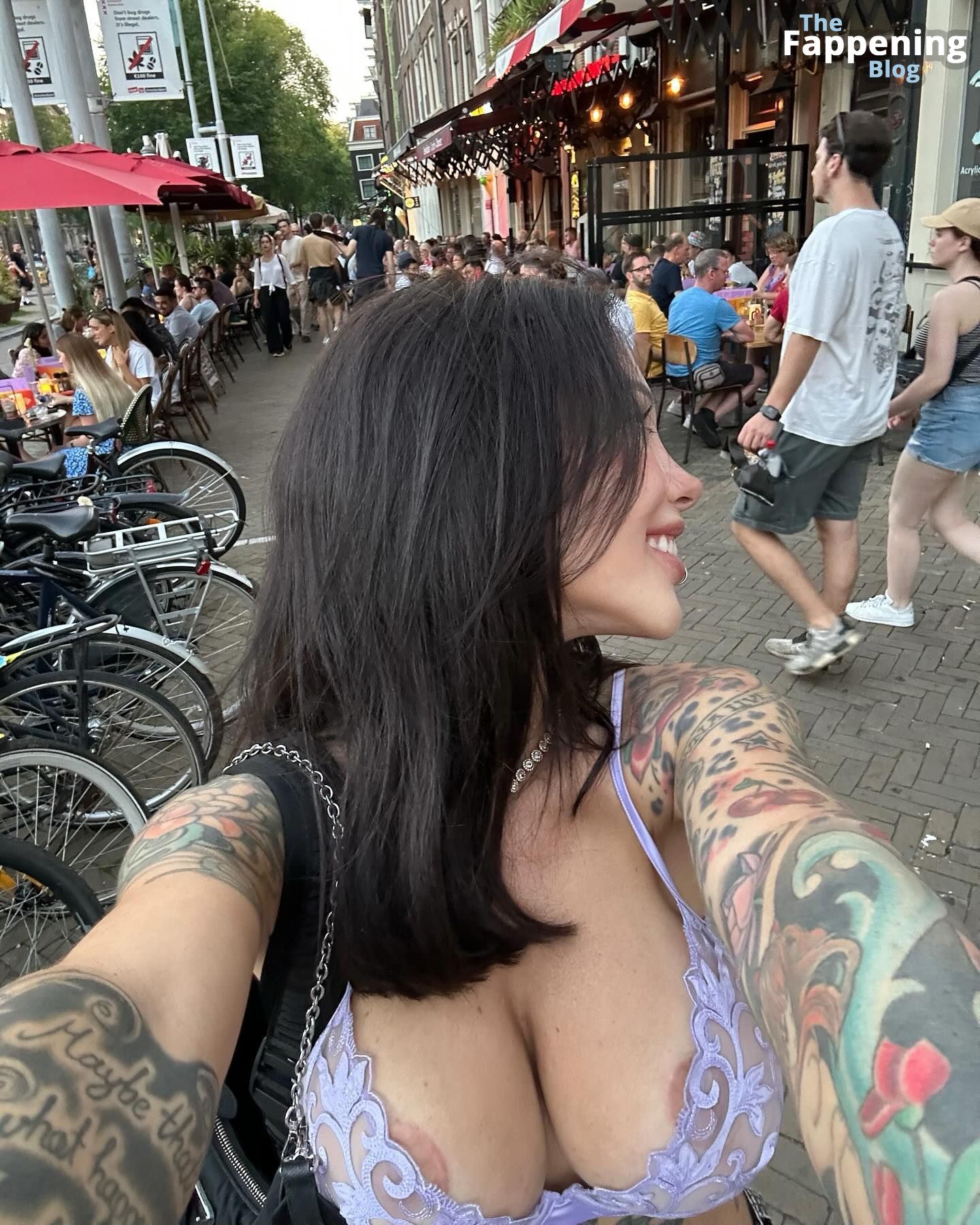 Alexis Mucci Flashes Her Nude Boobs in Amsterdam (10 Photos)