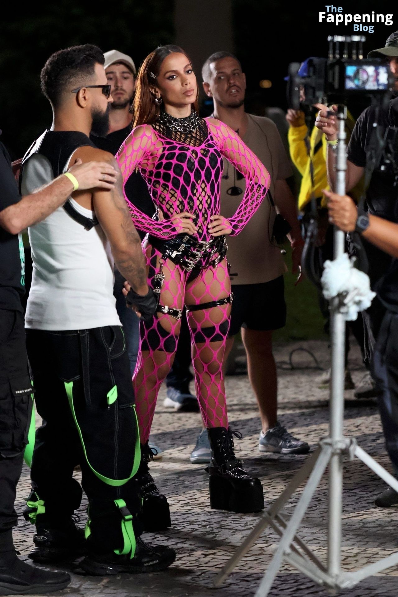 Anitta-Pink-Fishnet-Thong-Rio-Booty-1-thefappeningblog.com_.jpg