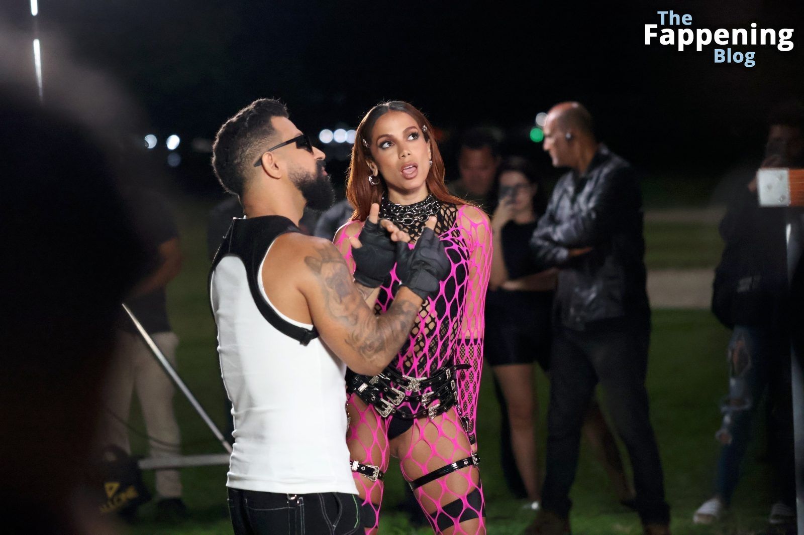 Anitta Shows Off Her Assets in a Pink &amp; Black Fishnet Outfit (30 Photos)