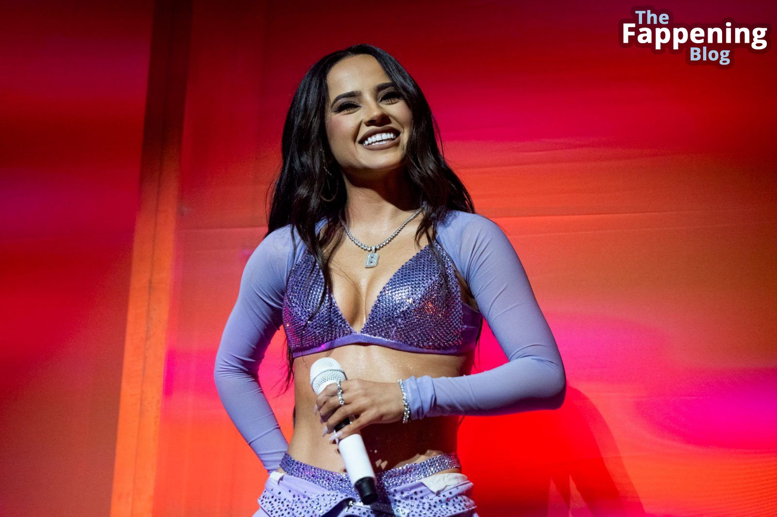 Becky G Displays Her Tits During Her ‘Mi Casa, Su Casa’ Tour in Los Angeles (28 Photos)