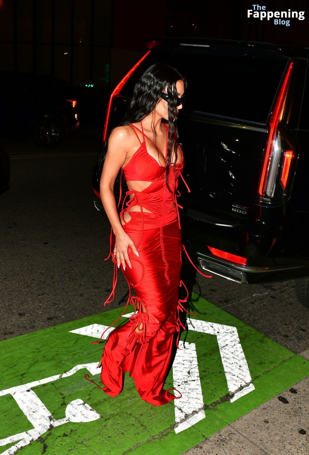 Kim-Kardashian-Sexy-44-The-Fappening-Blog.jpg