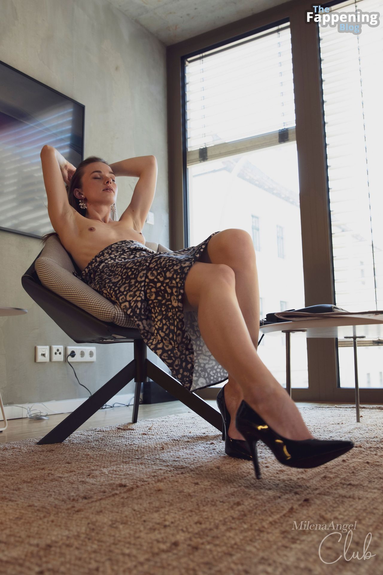 Milena Angel Nude &amp; Sexy – Waiting Room (74 Photos)