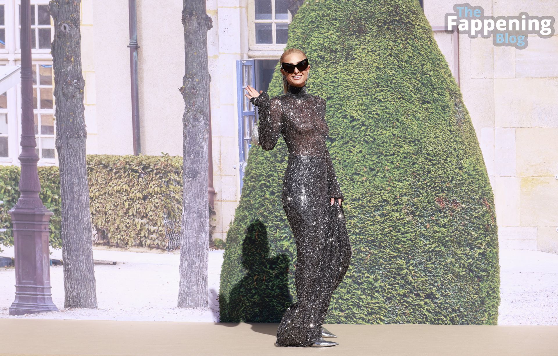 Paris-Hilton-Sexy-1-The-Fappening-Blog-1.jpg