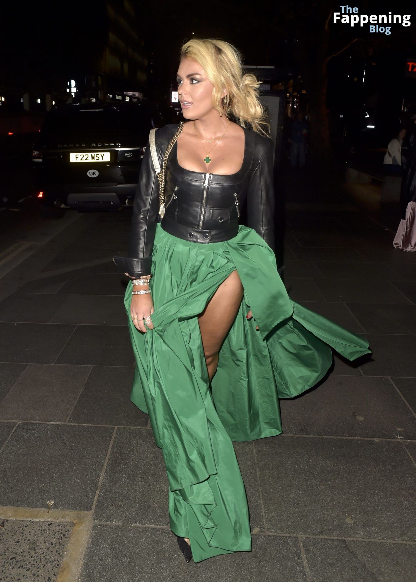 Tallia Storm Shows Off Her Sexy Boobs &amp; Legs in London (19 Photos)