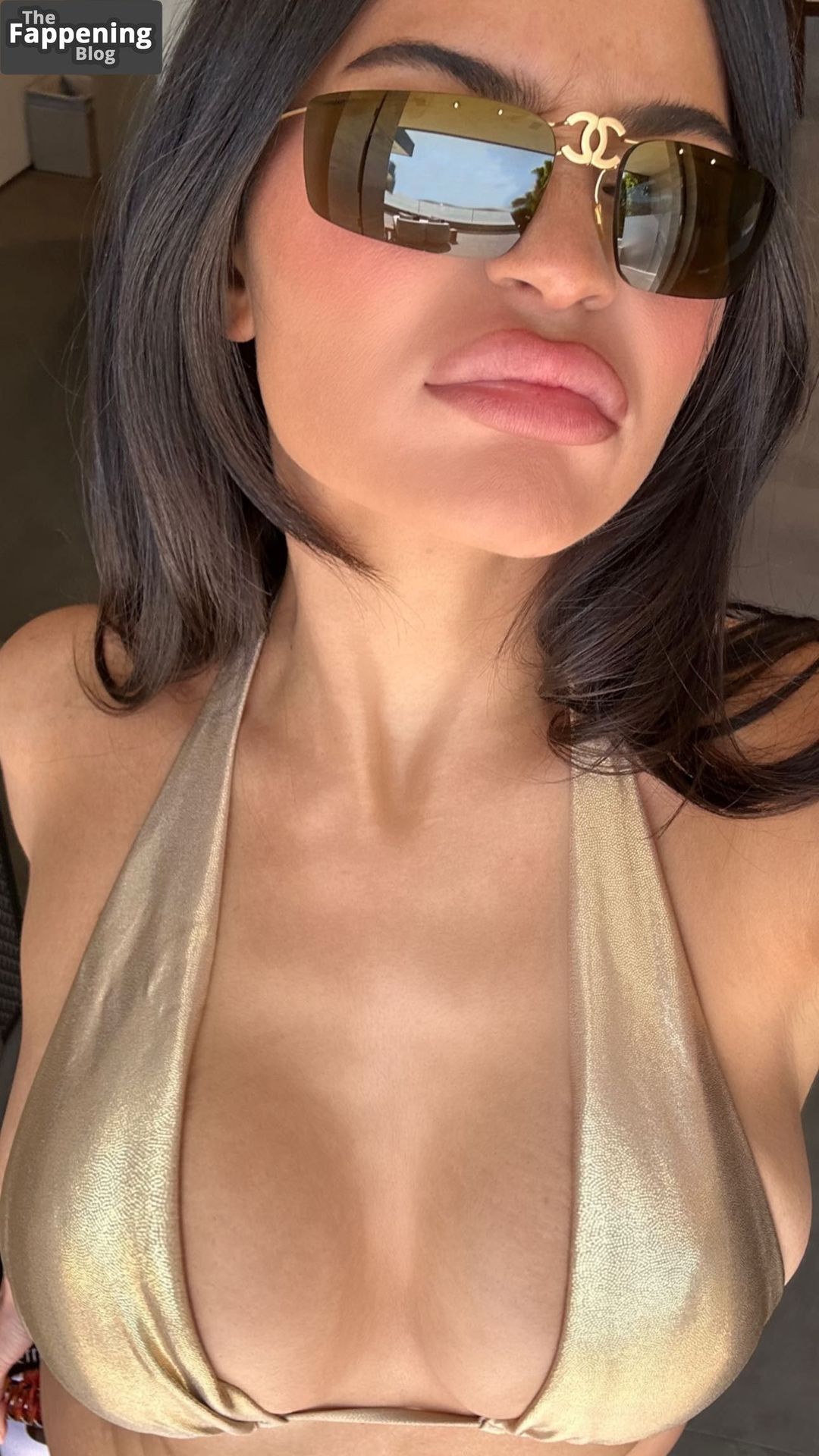 Kylie Jenner Hot (7 Photos)