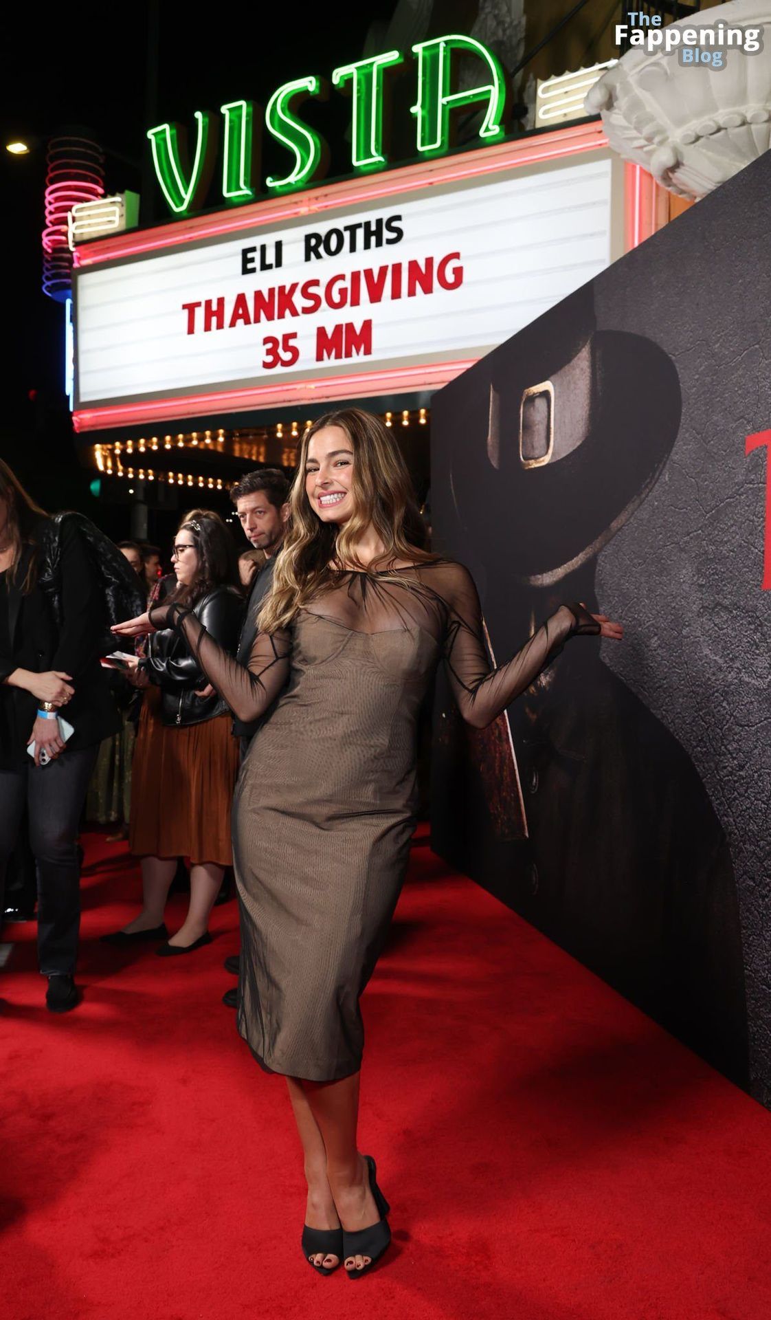 Addison Rae Displays Her Sexy Tits at the “Thanksgiving” Screening (27 Photos)