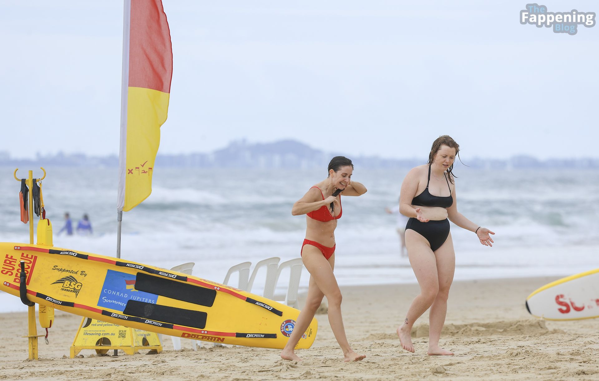 Alison Brie Has Her “Baywatch” Moment on Australia’s Gold Coast (30 Photos)