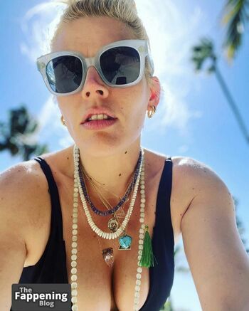 Busy Philipps / busyphilipps Nude Leaks Photo 112