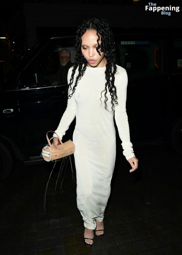 Braless Fka Twigs Exits The British Vogues Forces For Change Party In