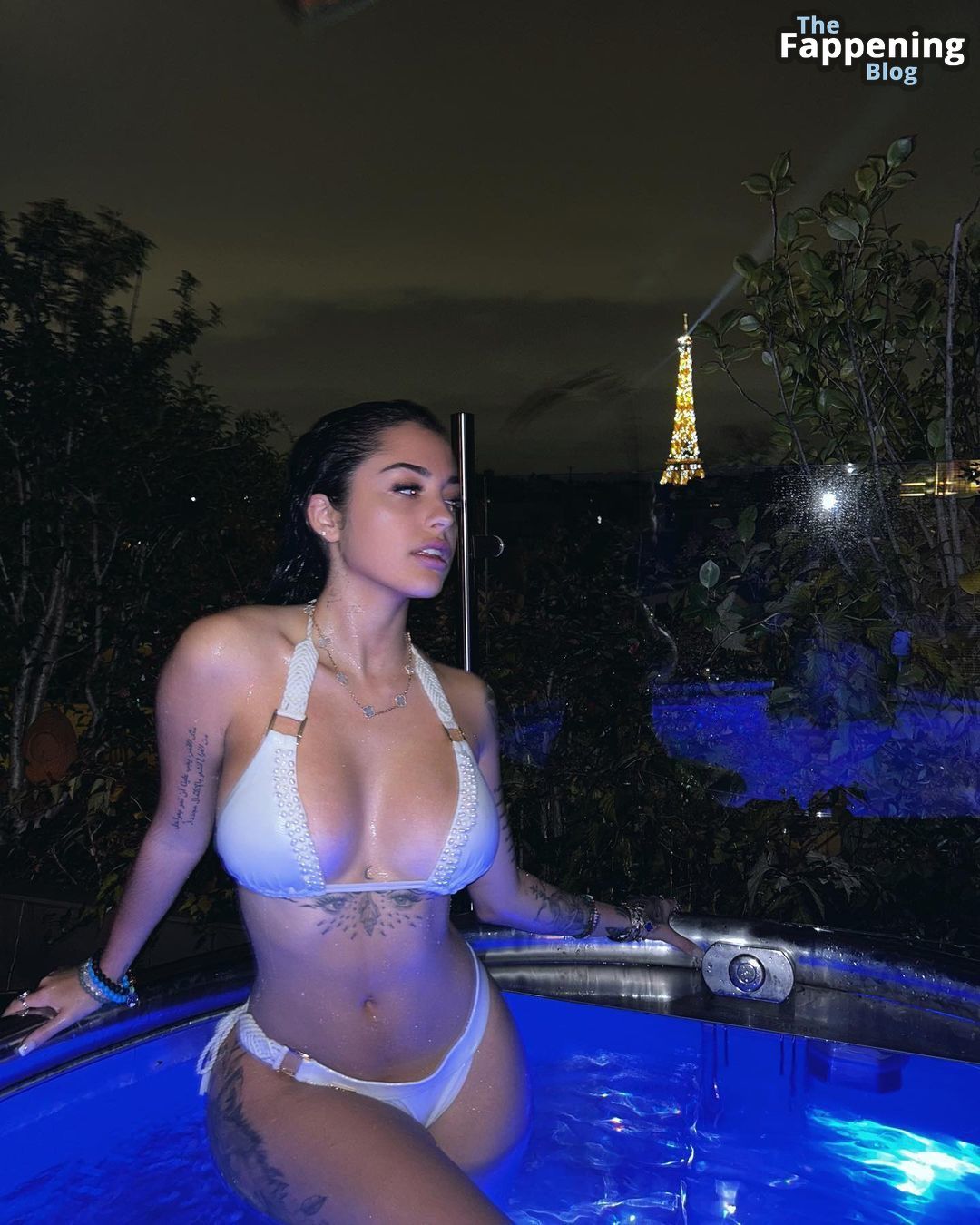 Malu Trevejo Shows Off Her Sexy Bikini Body (11 Photos)