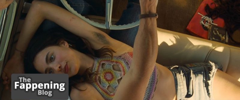 Margaret-Qualley-Nude-Sexy-Collection-426-thefappeningblog.com_.jpg