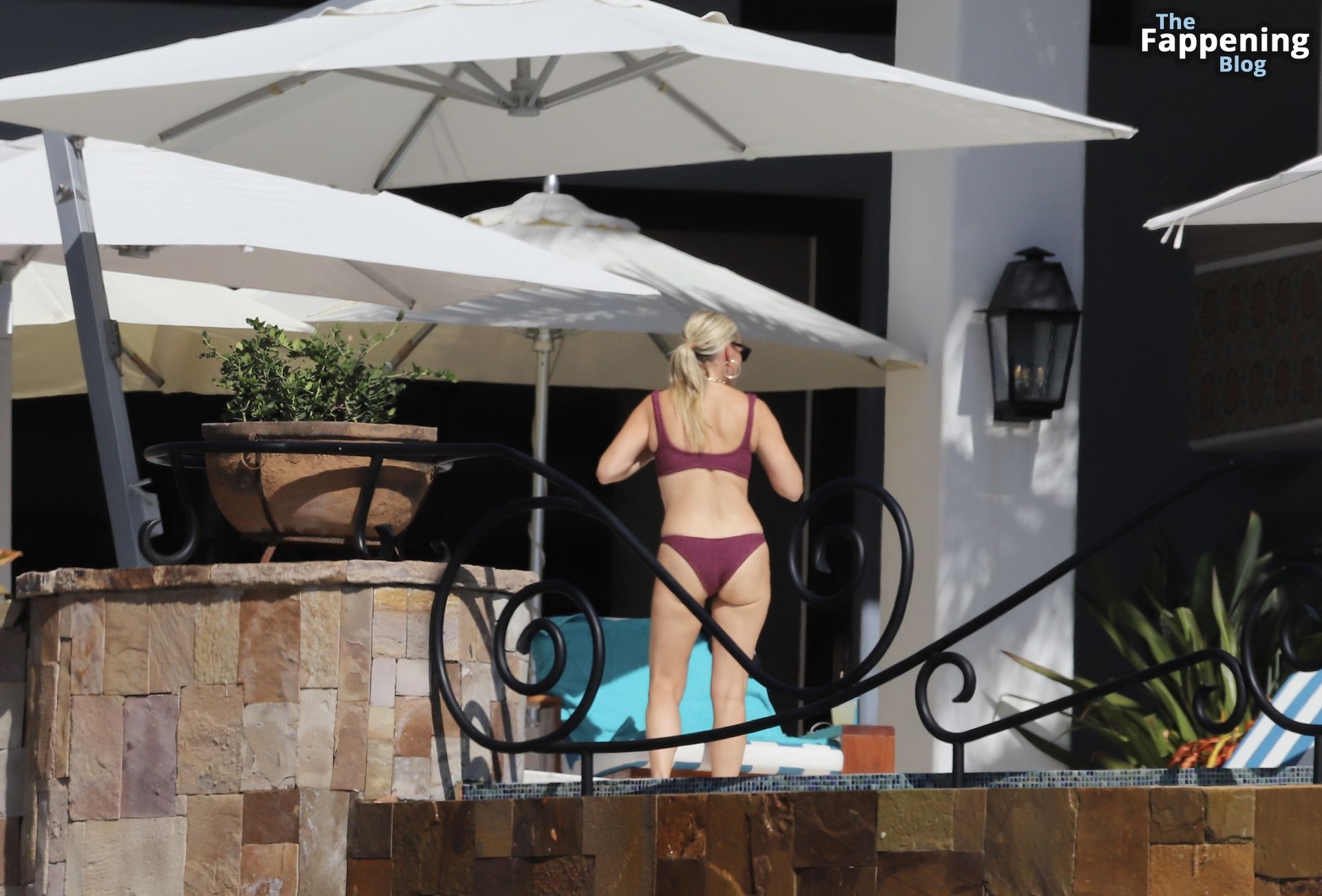 Molly Sims Shows Off Her Sexy Body During a Thanksgiving Vacation in Mexico (52 Photos)