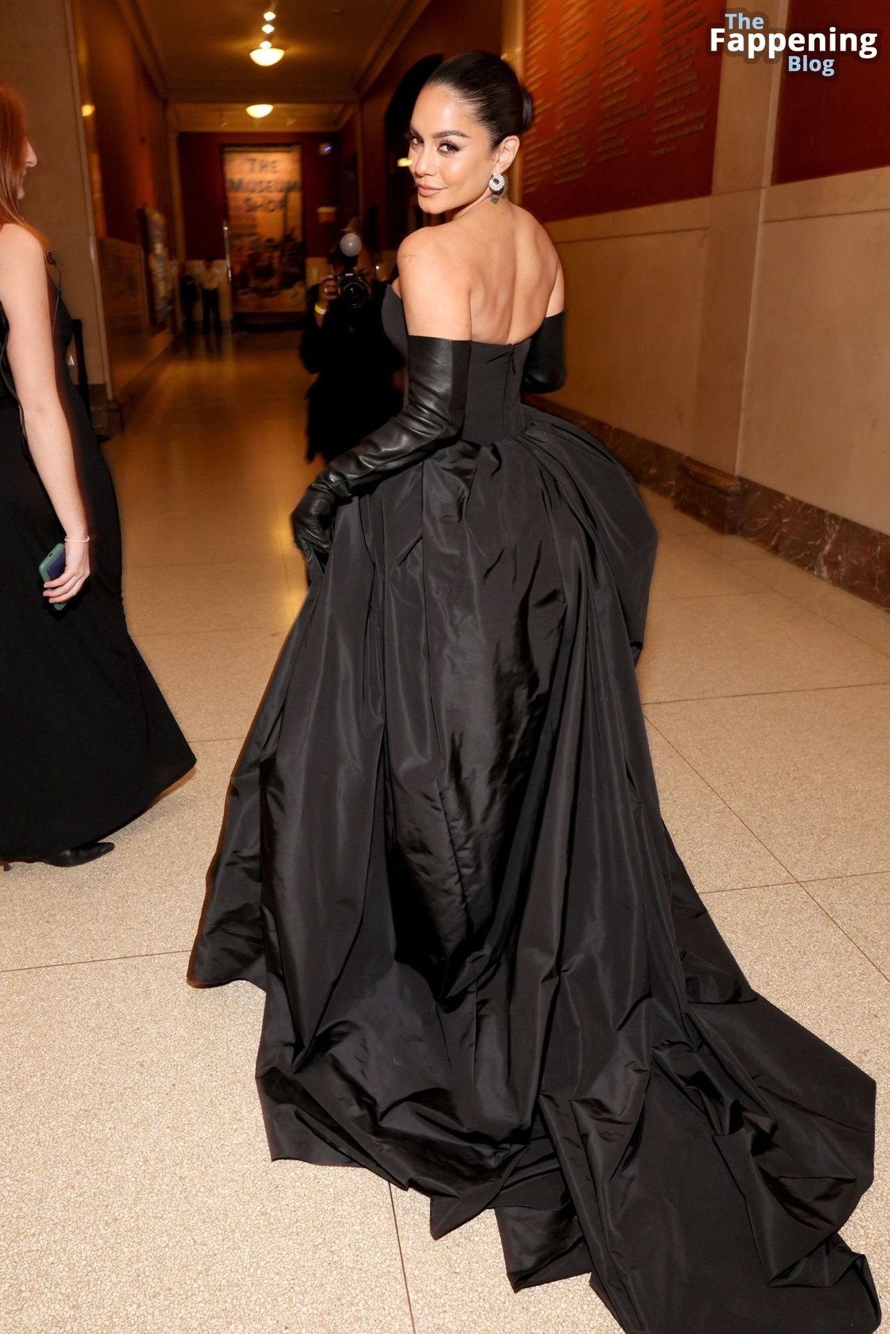 Vanessa-Hudgens-CFDA-Awards-Black-Dress-Cleavage-9-thefappeningblog.com_.jpg