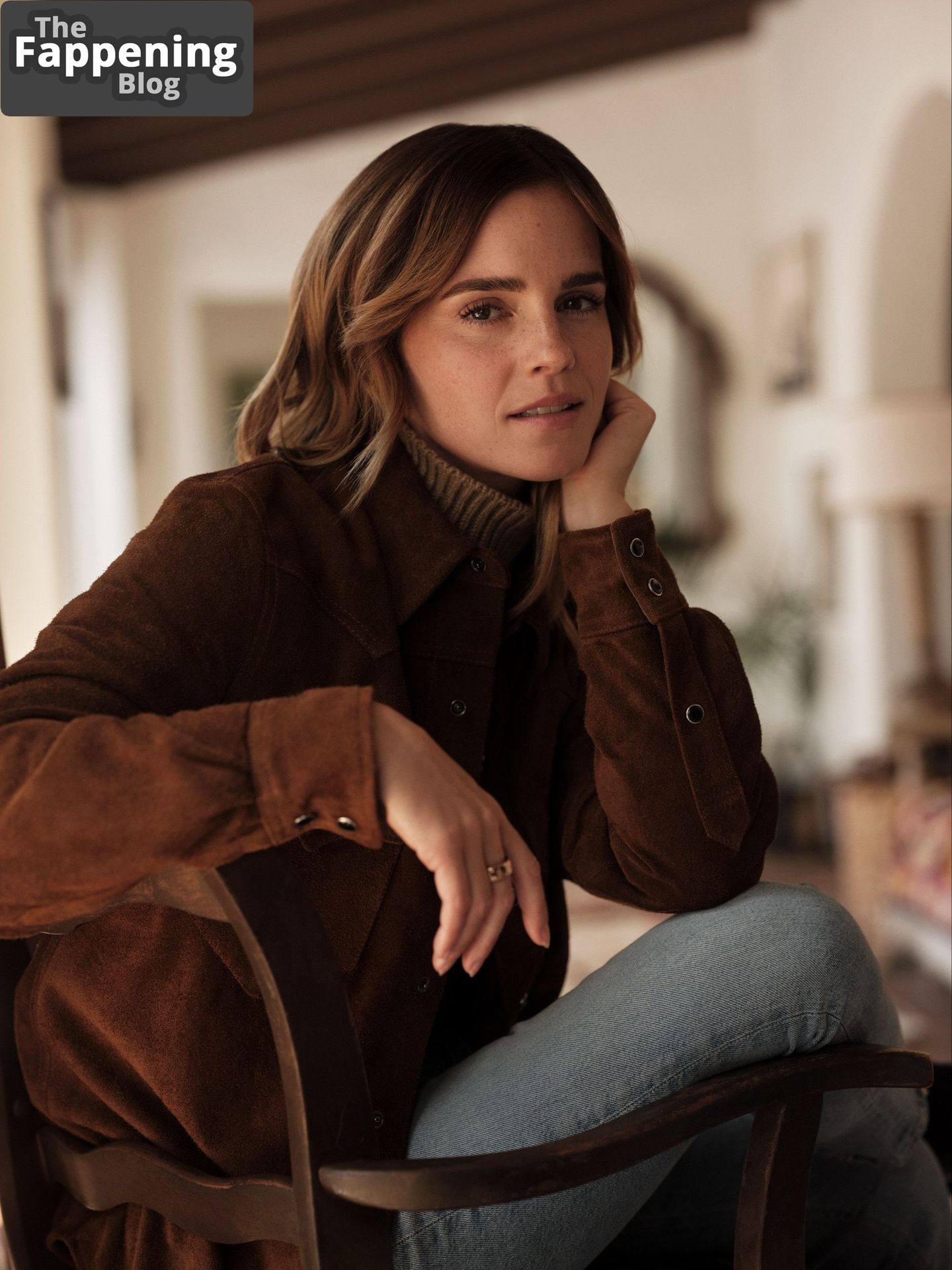 Emma Watson Sexy (6 Hot Photos)