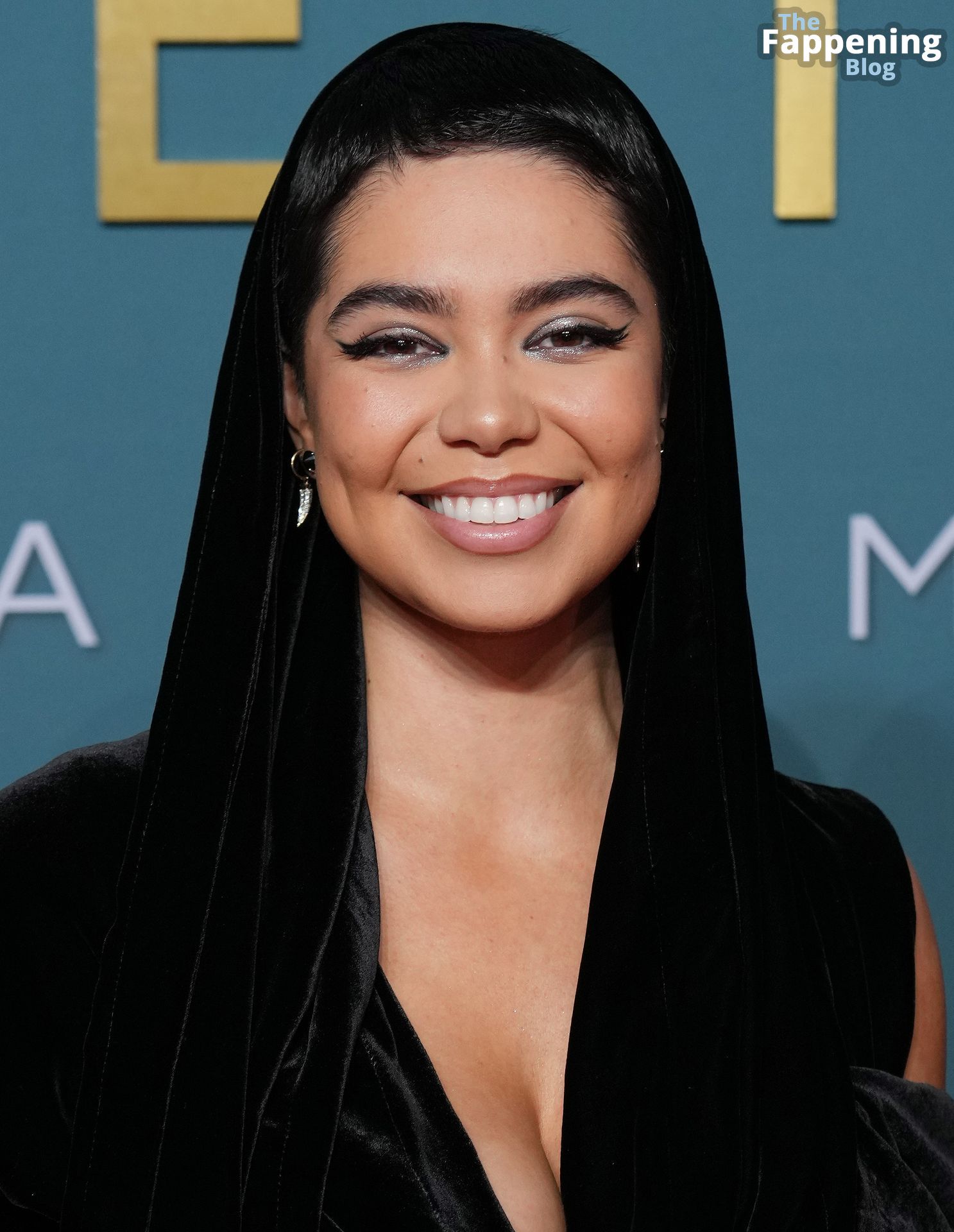 Auli’i Cravalho Looks Sexy at the 21st Annual Unforgettable Gala (20 Photos)