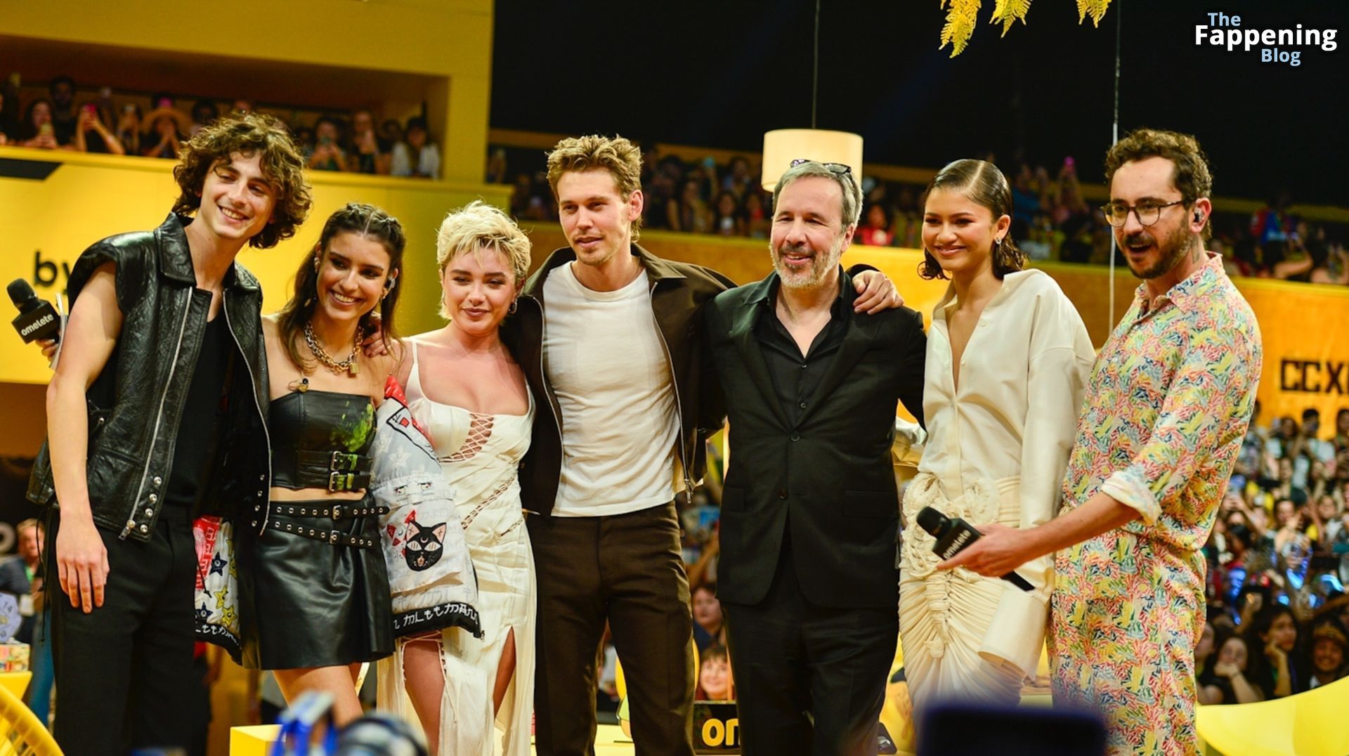 Florence Pugh Takes the Stage at CCXP 2023 (14 Photos)