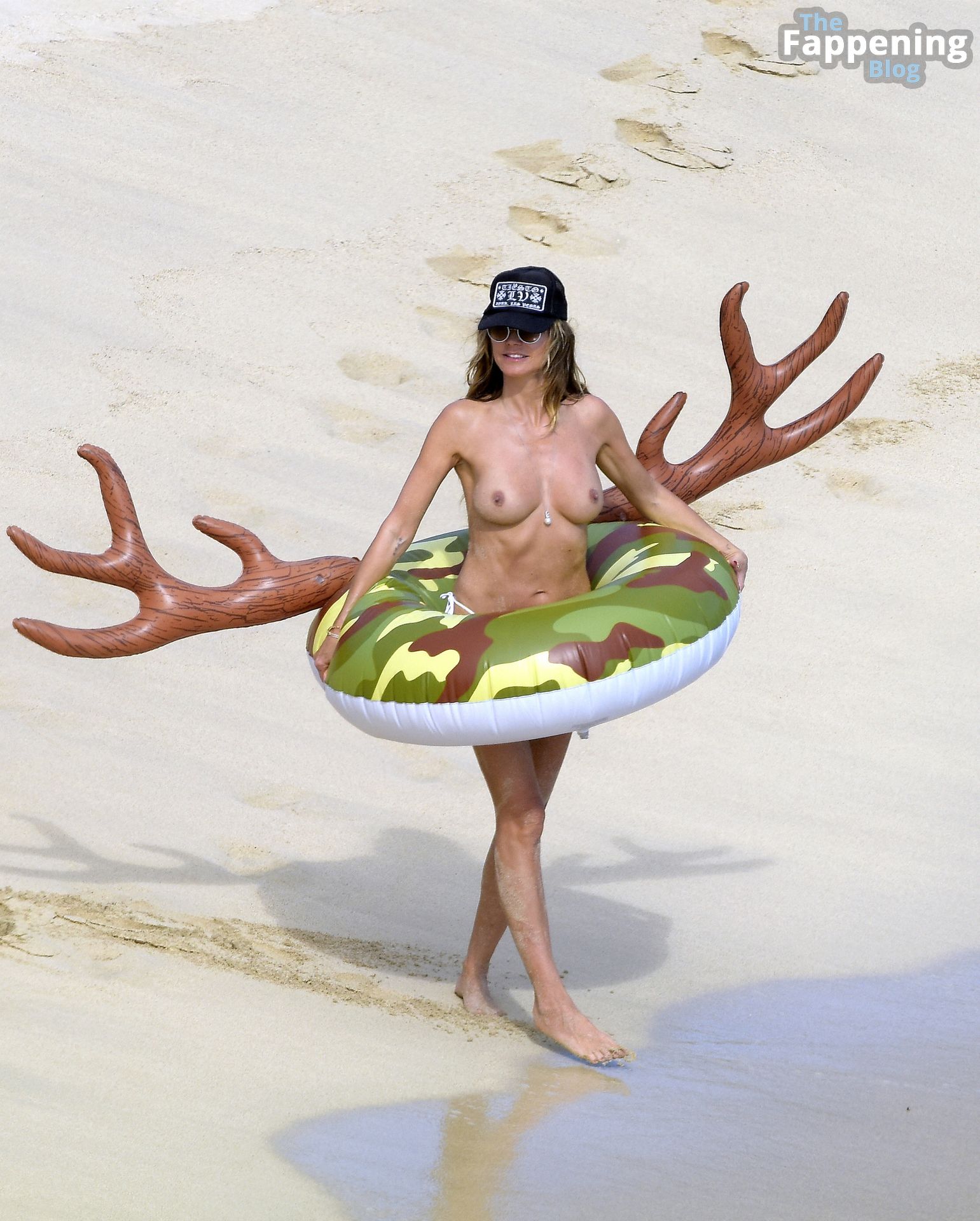 Heidi-Klum-Nude-43-The-Fappening-Blog.jpg