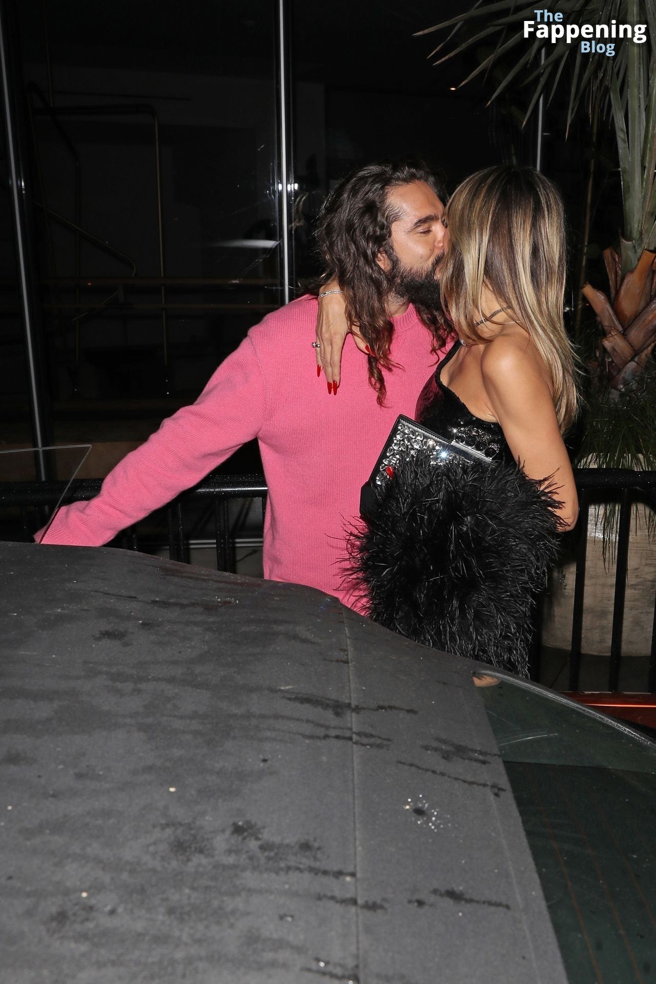 Heidi Klum Shares a Passionate Kiss with Tom Kaulitz After Having Dinner with Sofia Vergara (103 Photos)